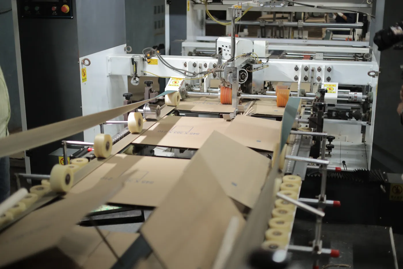 Understanding GSM, BF & ECT in Corrugated Packaging