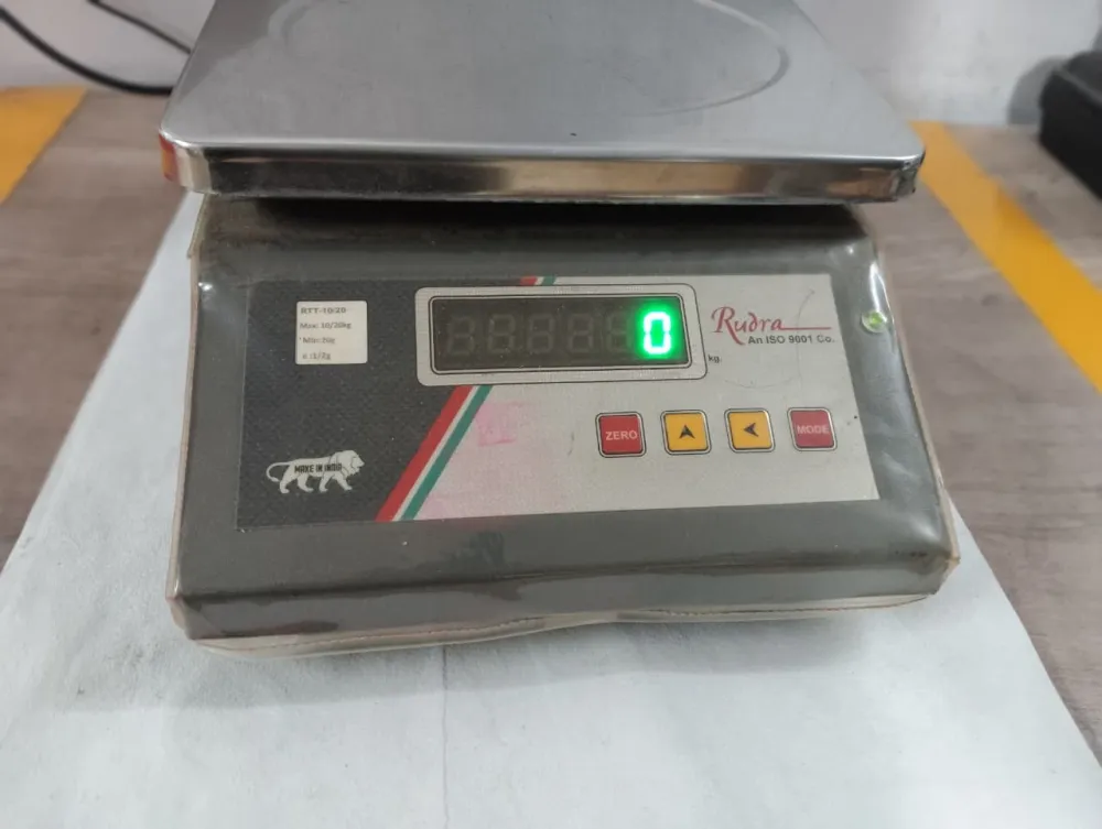 Precision Weight Scale in the Asian Packaging in-house quality laboratory